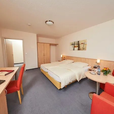 Filderland - Stuttgart Messe Airport 3* Leinfelden-Echterdingen