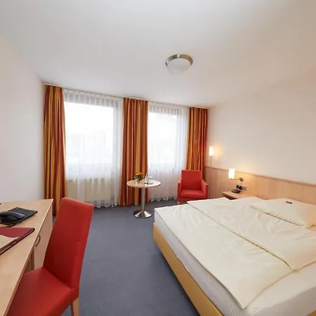 Hotel Filderland - Stuttgart Messe - Airport - Self Check-In Hotel 3*