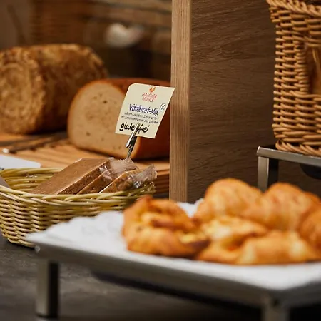 Hotel Filderland - Stuttgart Messe - Airport - Self Check-In Hotel 3*